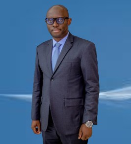 Michael KOUIMA MOUNGUENGUI, Directeur Général du Cabinet ViZé